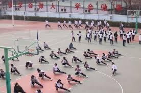 克里斯蒂安·阿斯拉尼已不再是都灵队计划的核心球员，他可能在一月转会窗离队。都灵正考虑提前六个月终止从国际米兰租借的合同。 来源：著名记者斯基拉