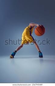 无解立棍！雨哥硬吃沁纯，篮下强怼单打，对方完全顶不住！